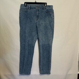 Tommy Bahama Blue Patterned Cropped Jeans - Size 14x28